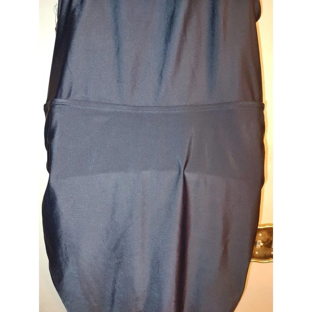 New with tag Women Swimsuits for All Black One Piece Swim Dress w Briefs Size 22